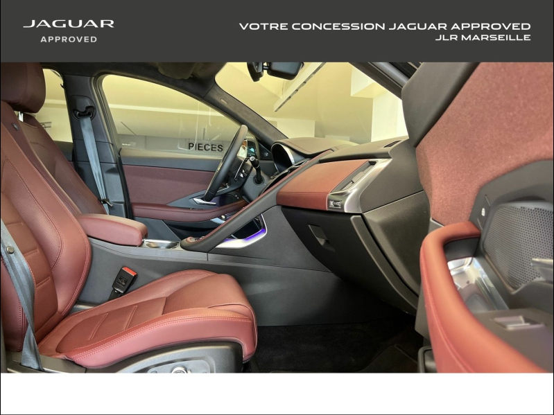Photo 10 de l’annonce de JAGUAR E-Pace d’occasion à vendre à MARSEILLE