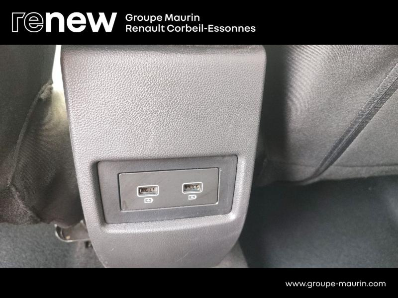 Photo 13 de l’annonce de DACIA Duster d’occasion à vendre à CORBEIL-ESSONNES