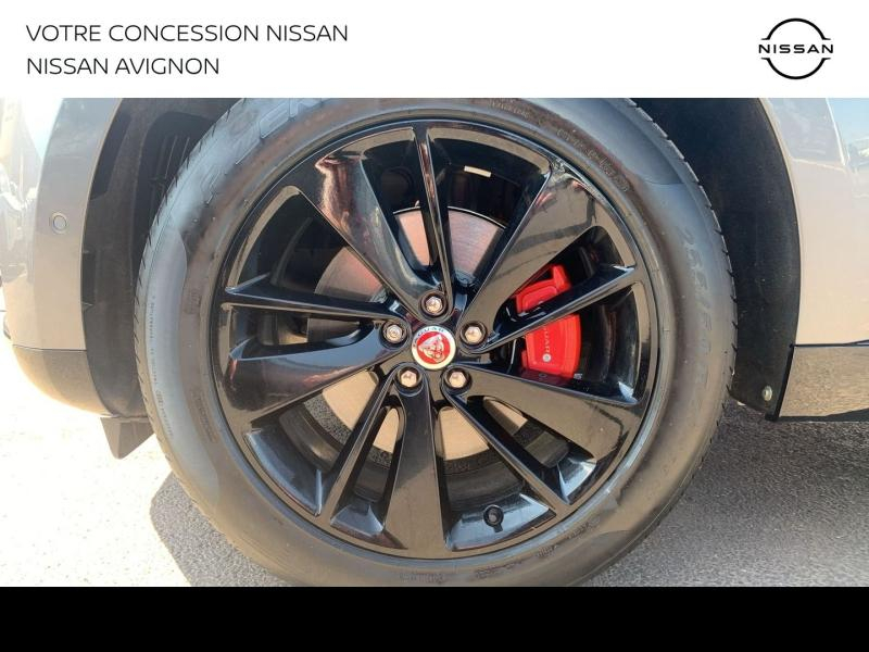 Photo 19 de l’annonce de JAGUAR F-Pace d’occasion à vendre à BOLLÈNE