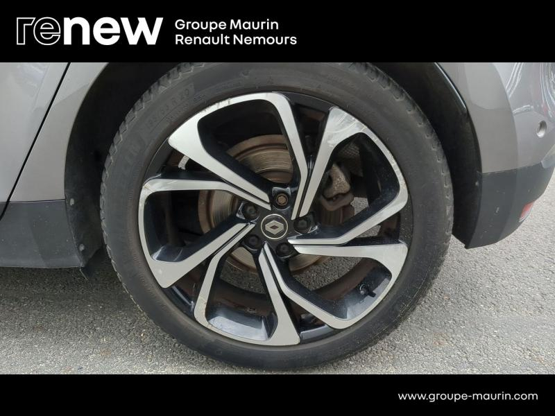 Photo 10 de l’annonce de RENAULT Scenic d’occasion à vendre à SAINT PIERRE LES NEMOURS