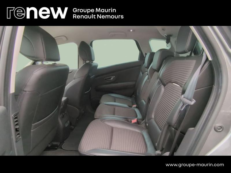 Photo 16 de l’annonce de RENAULT Scenic d’occasion à vendre à SAINT PIERRE LES NEMOURS