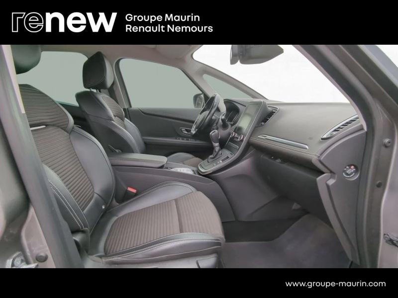 Photo 18 de l’annonce de RENAULT Scenic d’occasion à vendre à SAINT PIERRE LES NEMOURS