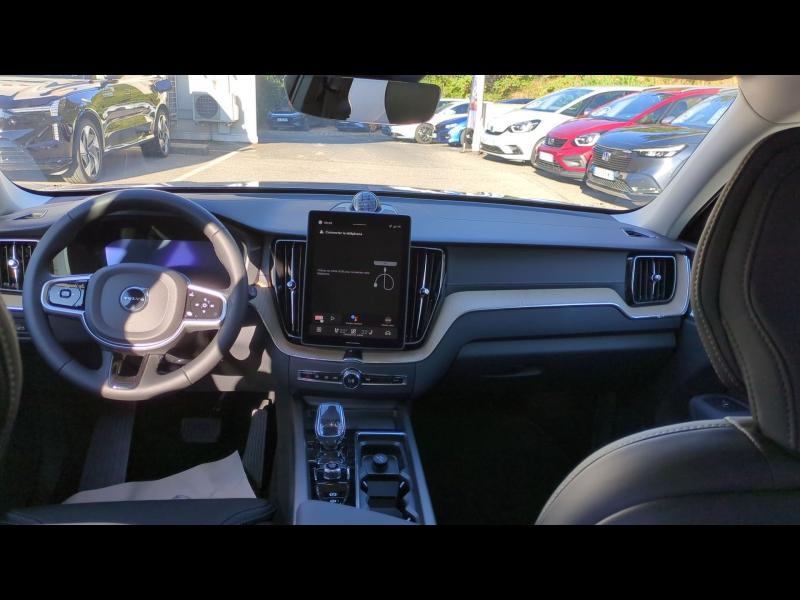 Photo 4 de l’annonce de VOLVO XC60 d’occasion à vendre à AIX-EN-PROVENCE