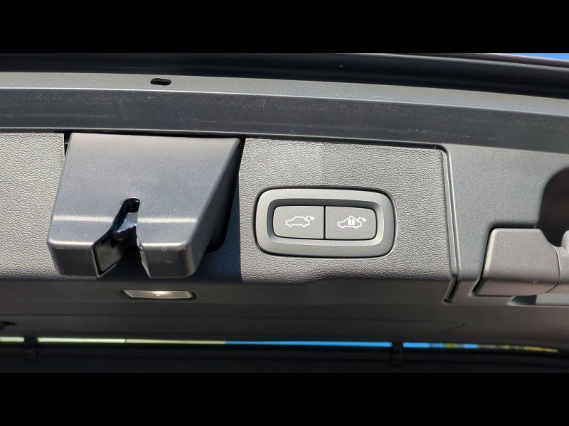 Photo 8 de l’annonce de VOLVO XC60 d’occasion à vendre à AIX-EN-PROVENCE