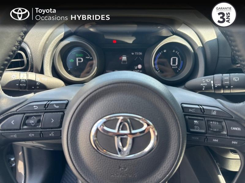 Photo 13 de l’annonce de TOYOTA Yaris d’occasion à vendre à LATTES