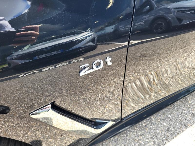 Photo 20 de l’annonce de INFINITI Q60 Coupé d’occasion à vendre à ANNECY