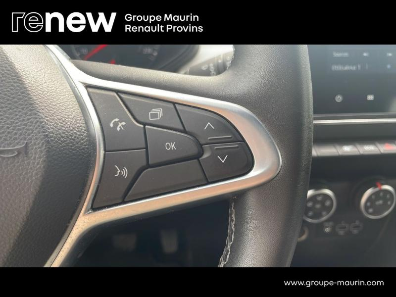 Photo 20 de l’annonce de RENAULT Clio d’occasion à vendre à PROVINS