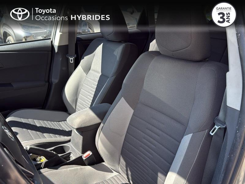 Photo 11 de l’annonce de TOYOTA Auris d’occasion à vendre à NÎMES
