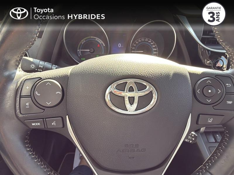 Photo 13 de l’annonce de TOYOTA Auris d’occasion à vendre à NÎMES