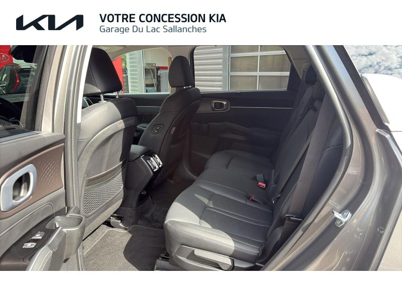 Photo 6 de l’annonce de KIA Sorento d’occasion à vendre à SALLANCHES