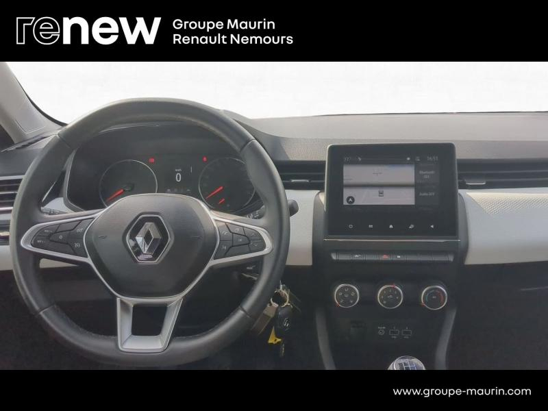 Photo 13 de l’annonce de RENAULT Clio d’occasion à vendre à SAINT PIERRE LES NEMOURS