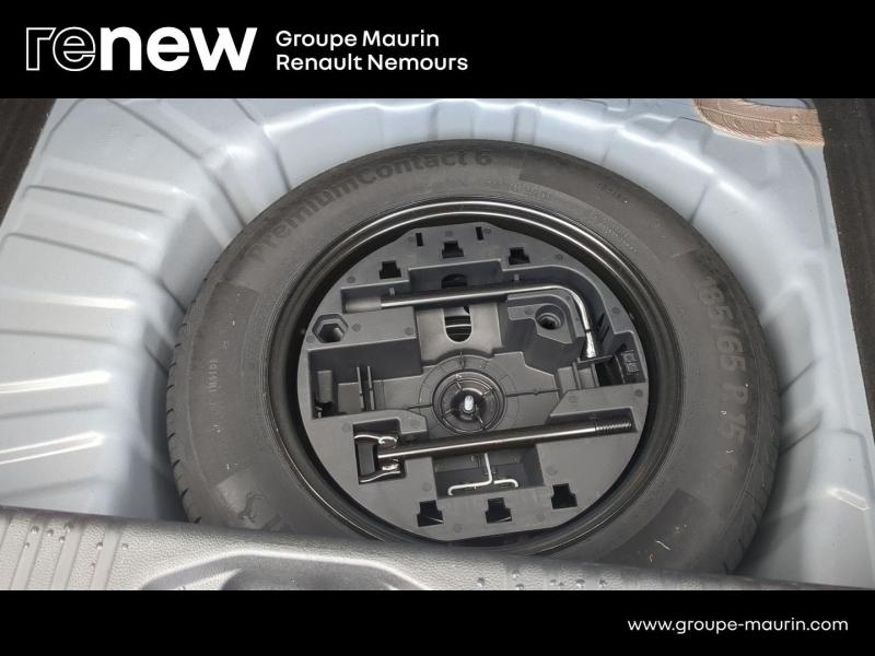 Photo 8 de l’annonce de RENAULT Clio d’occasion à vendre à SAINT PIERRE LES NEMOURS