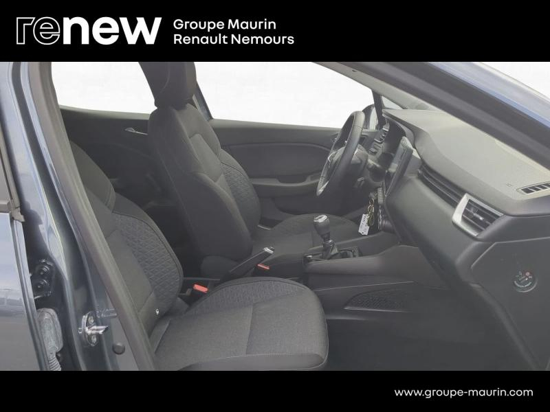 Photo 11 de l’annonce de RENAULT Clio d’occasion à vendre à SAINT PIERRE LES NEMOURS
