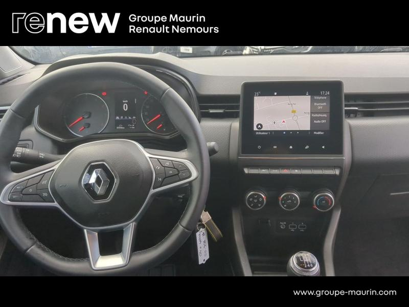Photo 13 de l’annonce de RENAULT Clio d’occasion à vendre à SAINT PIERRE LES NEMOURS