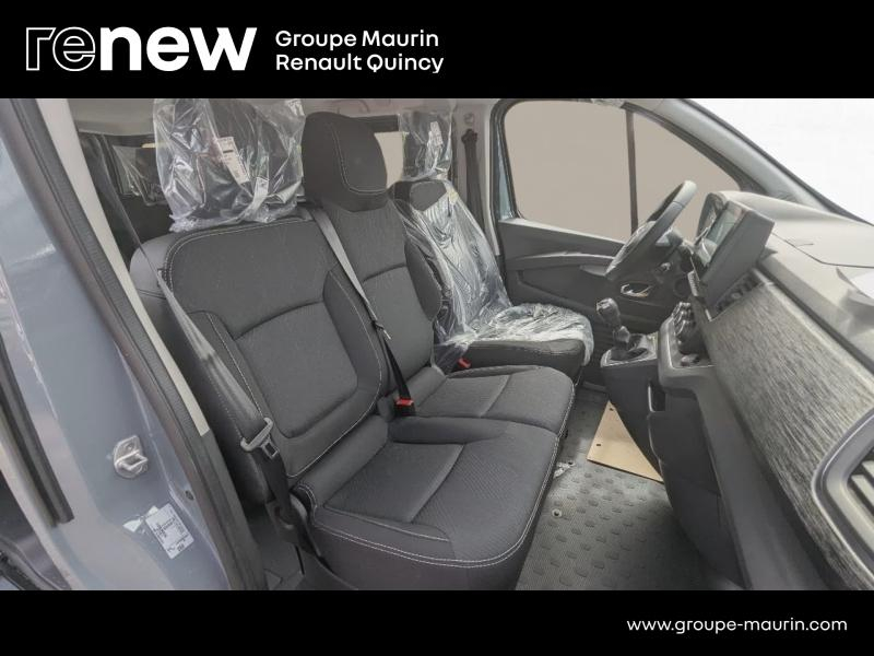 Photo 11 de l’annonce de NISSAN Primastar Combi d’occasion à vendre à QUINCY-SOUS-SÉNART
