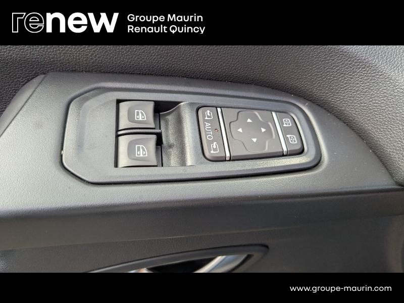 Photo 13 de l’annonce de NISSAN Primastar Combi d’occasion à vendre à QUINCY-SOUS-SÉNART