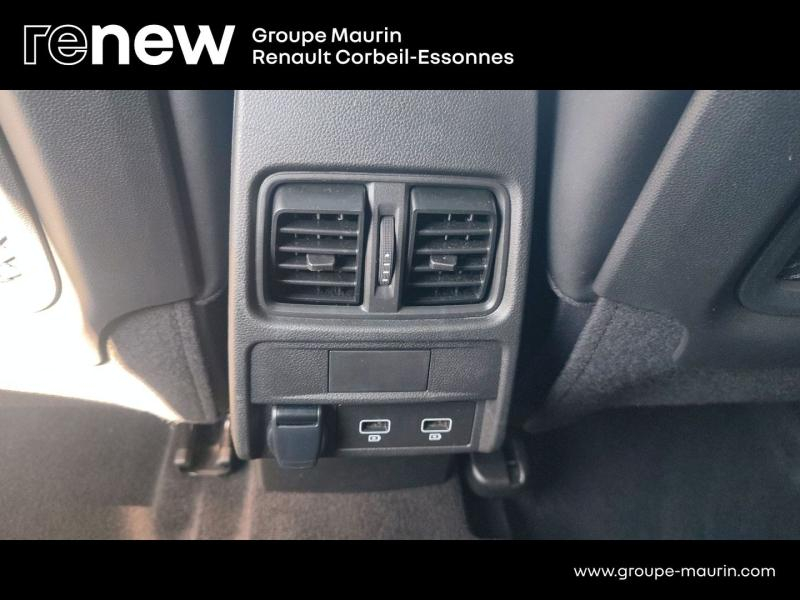 Photo 13 de l’annonce de RENAULT Arkana d’occasion à vendre à CORBEIL-ESSONNES
