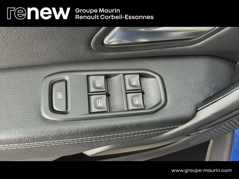 Photo 15 de l’annonce de DACIA Duster d’occasion à vendre à CORBEIL-ESSONNES