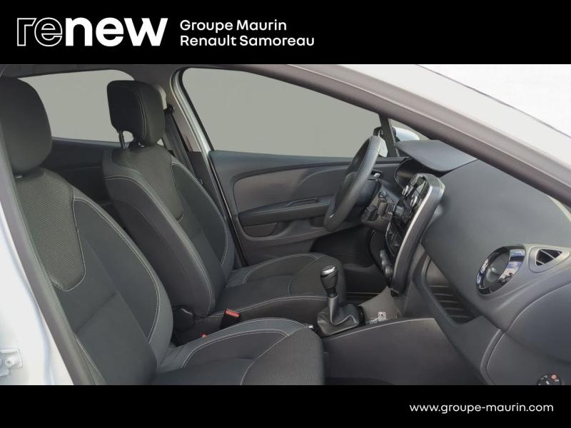 Photo 12 de l’annonce de RENAULT Clio d’occasion à vendre à SAMOREAU