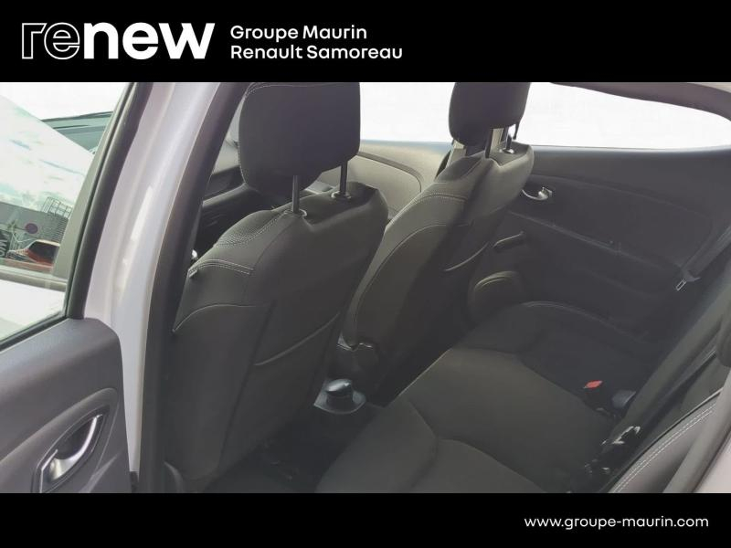 Photo 15 de l’annonce de RENAULT Clio d’occasion à vendre à SAMOREAU