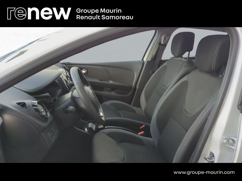 Photo 17 de l’annonce de RENAULT Clio d’occasion à vendre à SAMOREAU