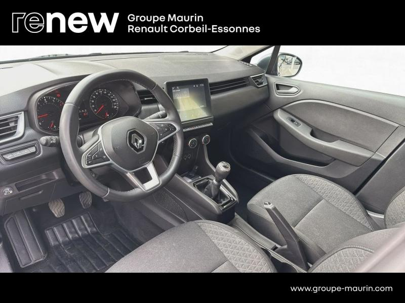 Photo 17 de l’annonce de RENAULT Clio d’occasion à vendre à CORBEIL-ESSONNES