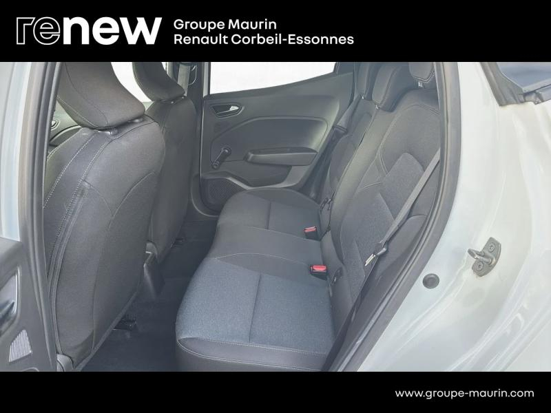 Photo 10 de l’annonce de RENAULT Clio d’occasion à vendre à CORBEIL-ESSONNES