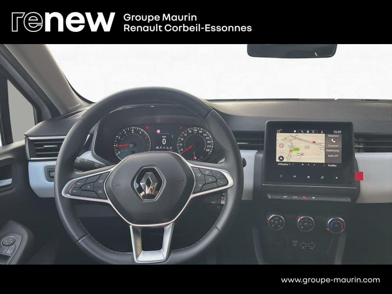 Photo 12 de l’annonce de RENAULT Clio d’occasion à vendre à CORBEIL-ESSONNES