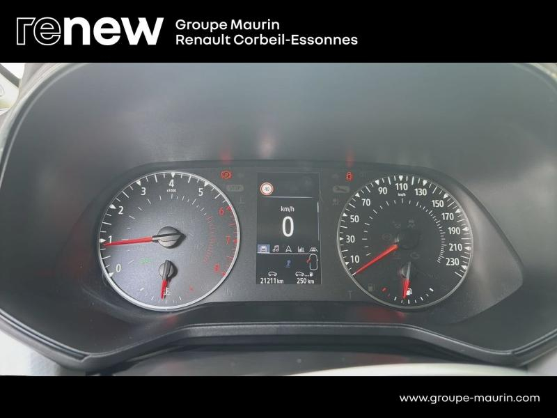 Photo 17 de l’annonce de RENAULT Clio d’occasion à vendre à CORBEIL-ESSONNES