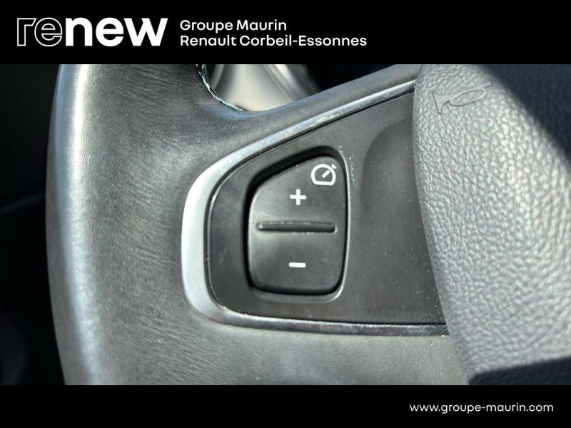 Photo 20 de l’annonce de RENAULT Captur d’occasion à vendre à CORBEIL-ESSONNES