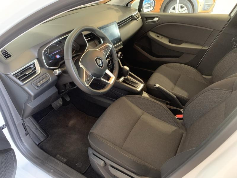 Photo 9 de l’annonce de RENAULT Clio d’occasion à vendre à CHENNEVIÈRES-SUR-MARNE