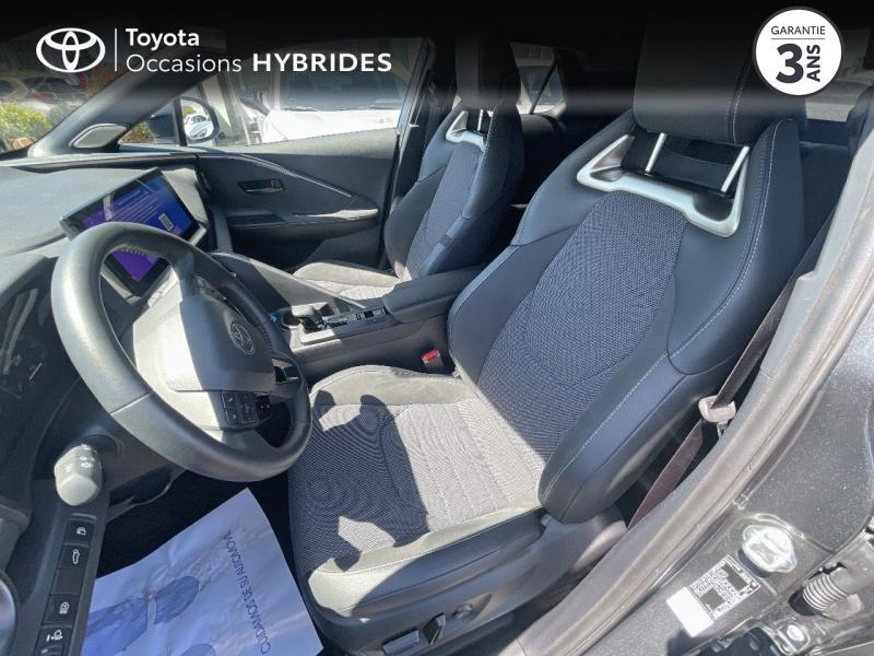 Photo 11 de l’annonce de TOYOTA C-HR d’occasion à vendre à AUBIÈRE