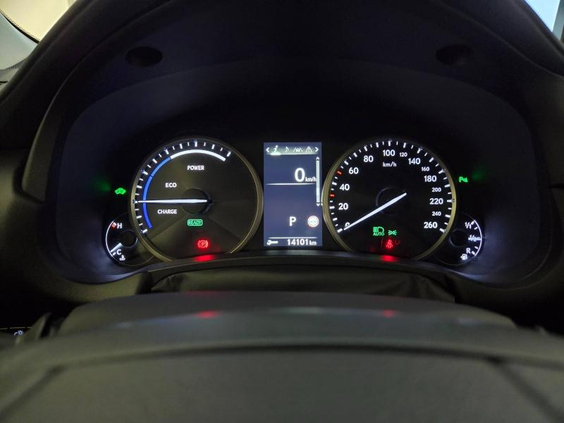 Photo 5 de l’annonce de LEXUS NX d’occasion à vendre à AUBIÈRE