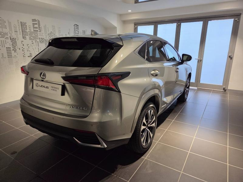 Photo 16 de l’annonce de LEXUS NX d’occasion à vendre à AUBIÈRE