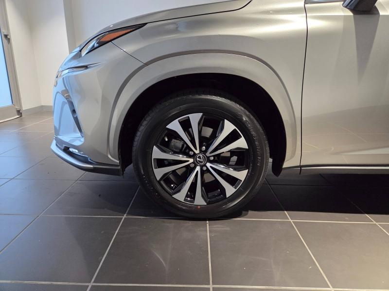 Photo 19 de l’annonce de LEXUS NX d’occasion à vendre à AUBIÈRE