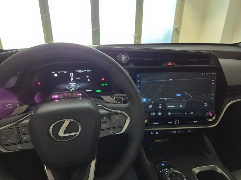Photo 4 de l’annonce de LEXUS RZ d’occasion à vendre à AUBIÈRE