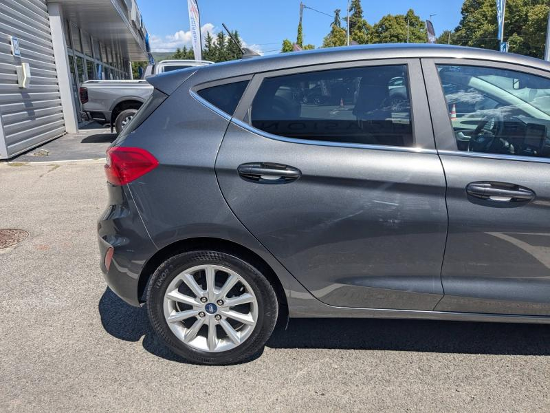 Photo 6 de l’annonce de FORD Fiesta d’occasion à vendre à DRAGUIGNAN