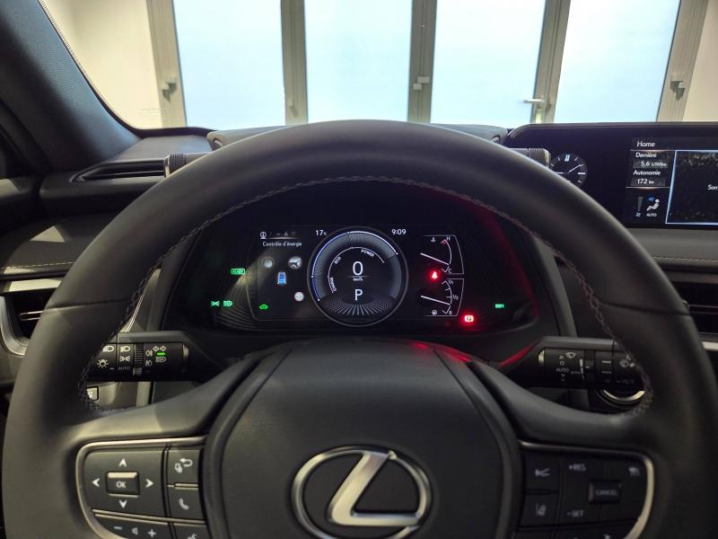 Photo 5 de l’annonce de LEXUS UX d’occasion à vendre à AUBIÈRE