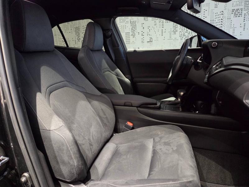 Photo 9 de l’annonce de LEXUS UX d’occasion à vendre à AUBIÈRE