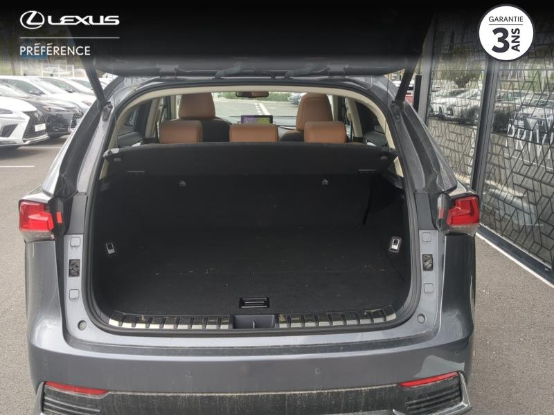 Photo 10 de l’annonce de LEXUS NX d’occasion à vendre à LATTES