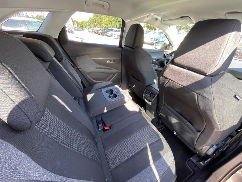 Photo 11 de l’annonce de PEUGEOT 3008 d’occasion à vendre à GRENOBLE
