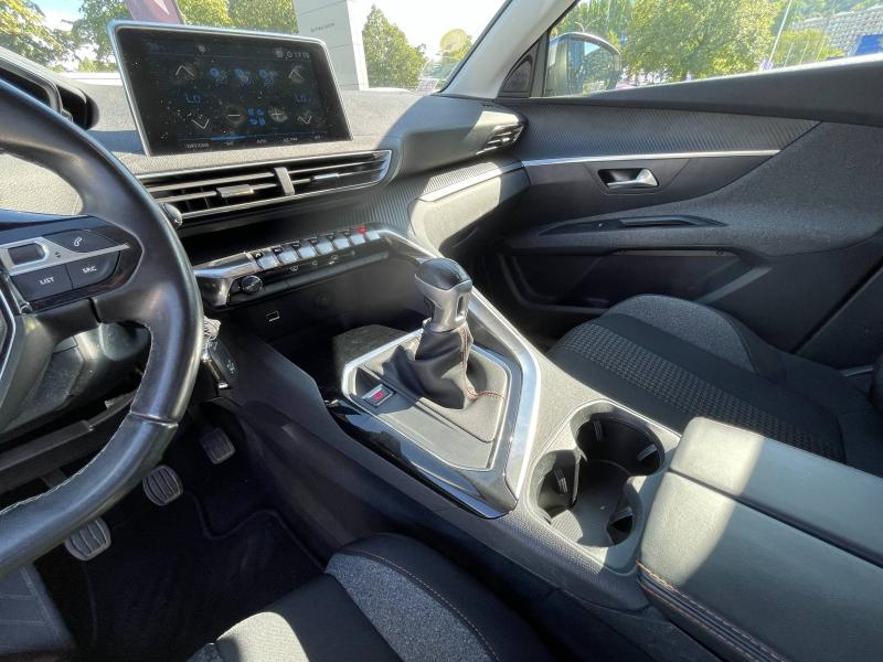 Photo 14 de l’annonce de PEUGEOT 3008 d’occasion à vendre à GRENOBLE