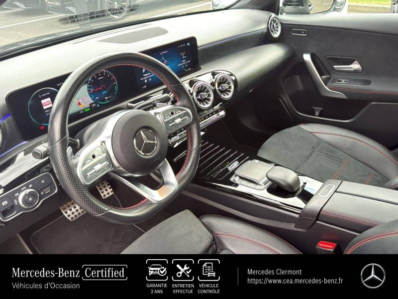 Photo 5 de l’annonce de MERCEDES-BENZ Classe A d’occasion à vendre à BELLERIVE-SUR-ALLIER