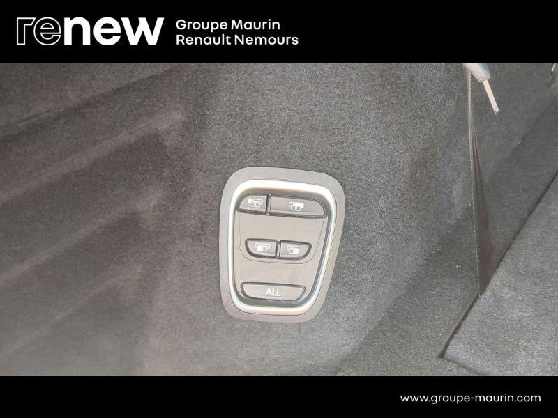 Photo 14 de l’annonce de RENAULT Grand Scenic d’occasion à vendre à SAINT PIERRE LES NEMOURS