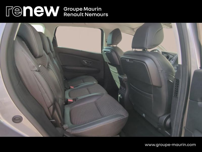 Photo 17 de l’annonce de RENAULT Grand Scenic d’occasion à vendre à SAINT PIERRE LES NEMOURS