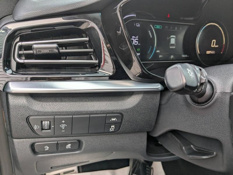 Photo 8 de l’annonce de KIA e-Niro d’occasion à vendre à MANOSQUE