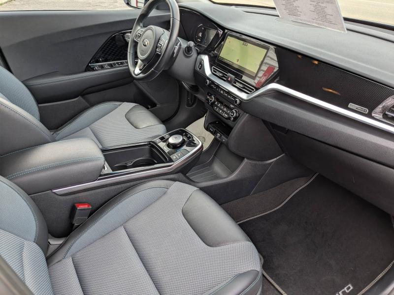 Photo 12 de l’annonce de KIA e-Niro d’occasion à vendre à MANOSQUE