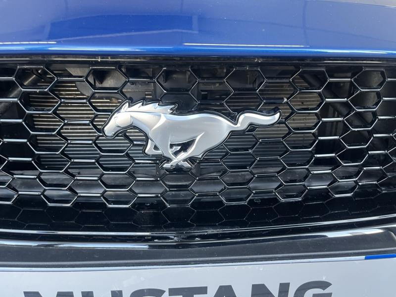 Photo 14 de l’annonce de FORD Mustang Fastback d’occasion à vendre à BRIGNOLES