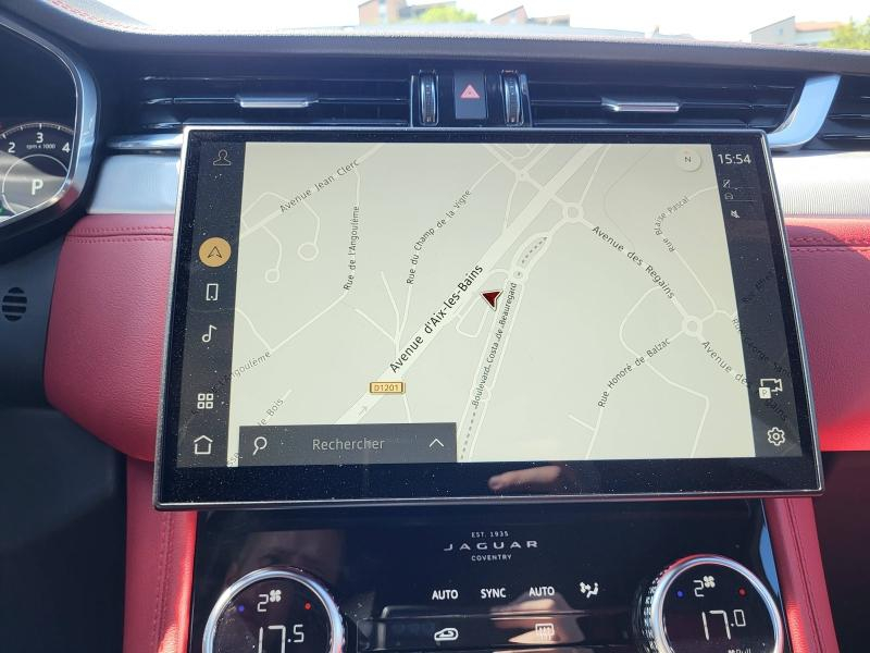 Photo 19 de l’annonce de JAGUAR F-Pace d’occasion à vendre à ANNECY