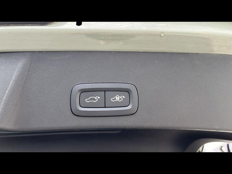 Photo 8 de l’annonce de VOLVO XC40 d’occasion à vendre à TOULON